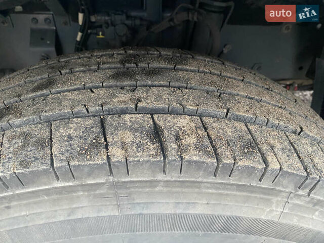 Белый Даф ХФ, объемом двигателя 12.9 л и пробегом 844 тыс. км за 21500 $, фото 4 на Automoto.ua