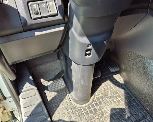 Білий Даф XF, об'ємом двигуна 12.9 л та пробігом 849 тис. км за 27800 $, фото 11 на Automoto.ua