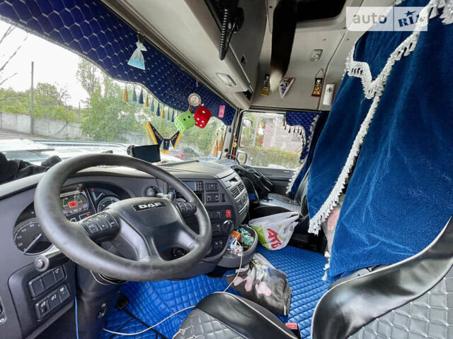 Белый Даф ХФ, объемом двигателя 12.9 л и пробегом 886 тыс. км за 15500 $, фото 3 на Automoto.ua