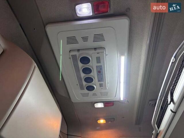 Белый Даф ХФ, объемом двигателя 12.9 л и пробегом 1 тыс. км за 25999 $, фото 18 на Automoto.ua