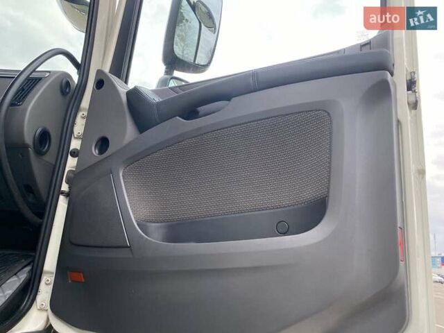 Белый Даф ХФ, объемом двигателя 12.9 л и пробегом 881 тыс. км за 21000 $, фото 10 на Automoto.ua