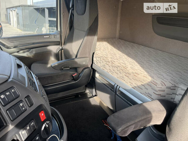 Белый Даф ХФ, объемом двигателя 13 л и пробегом 651 тыс. км за 20700 $, фото 18 на Automoto.ua