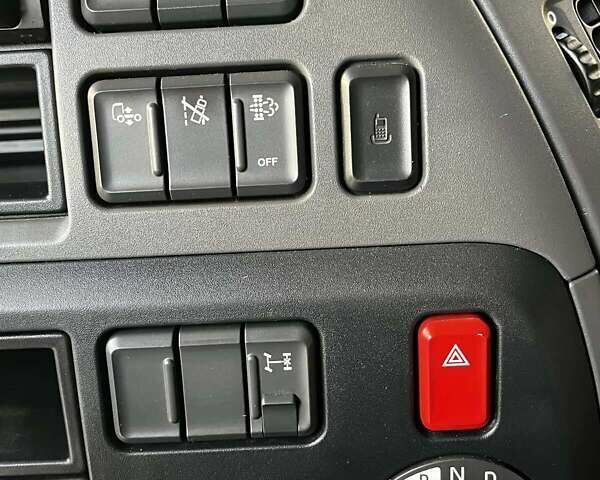 Белый Даф ХФ, объемом двигателя 12.9 л и пробегом 570 тыс. км за 25300 $, фото 25 на Automoto.ua