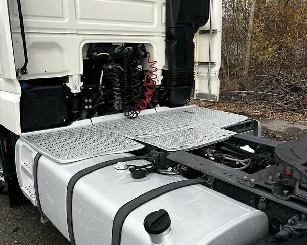 Белый Даф ХФ, объемом двигателя 12.9 л и пробегом 570 тыс. км за 25300 $, фото 20 на Automoto.ua