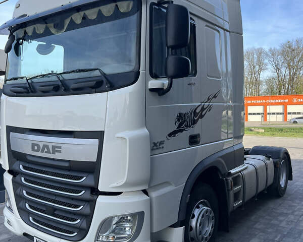 Белый Даф ХФ, объемом двигателя 13 л и пробегом 651 тыс. км за 20700 $, фото 2 на Automoto.ua