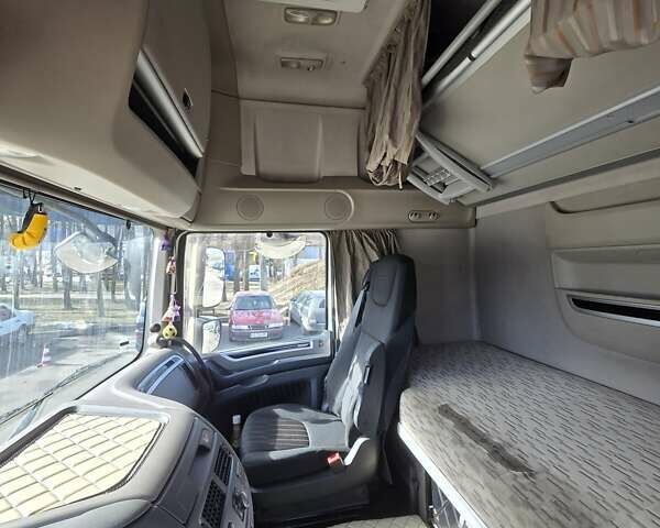 Белый Даф ХФ, объемом двигателя 12.9 л и пробегом 801 тыс. км за 26800 $, фото 5 на Automoto.ua