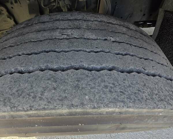 Белый Даф ХФ, объемом двигателя 12.9 л и пробегом 801 тыс. км за 26800 $, фото 9 на Automoto.ua