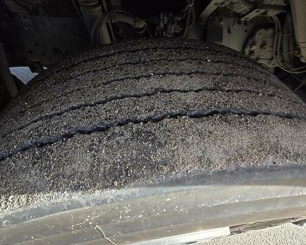 Белый Даф ХФ, объемом двигателя 12.9 л и пробегом 801 тыс. км за 26800 $, фото 10 на Automoto.ua