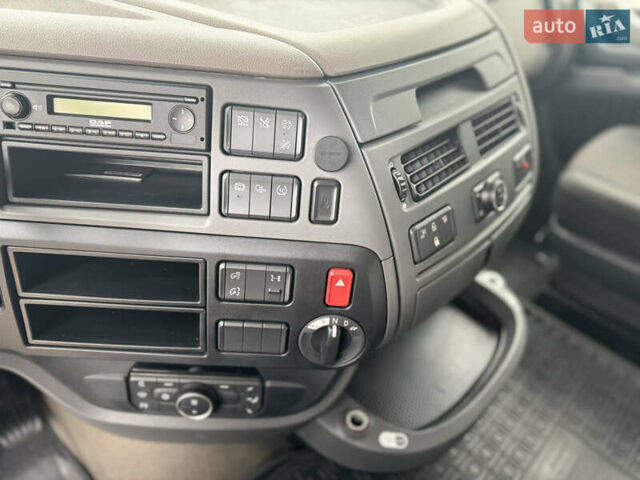 Белый Даф ХФ, объемом двигателя 12.9 л и пробегом 560 тыс. км за 32000 $, фото 14 на Automoto.ua