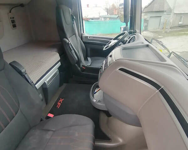 Белый Даф ХФ, объемом двигателя 12.9 л и пробегом 325 тыс. км за 36000 $, фото 14 на Automoto.ua