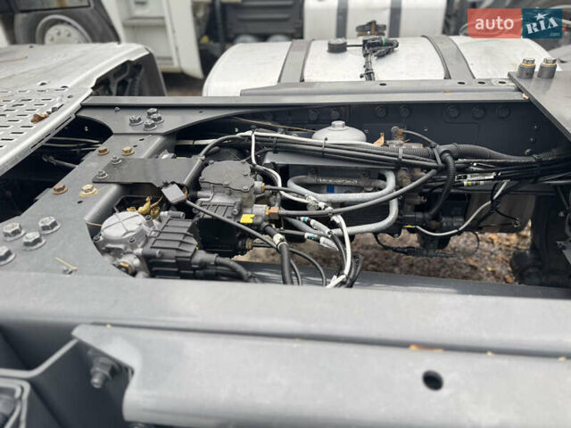 Белый Даф ХФ, объемом двигателя 12.9 л и пробегом 560 тыс. км за 32000 $, фото 38 на Automoto.ua