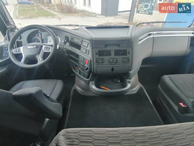 Белый Даф ХФ, объемом двигателя 12.9 л и пробегом 325 тыс. км за 36000 $, фото 16 на Automoto.ua