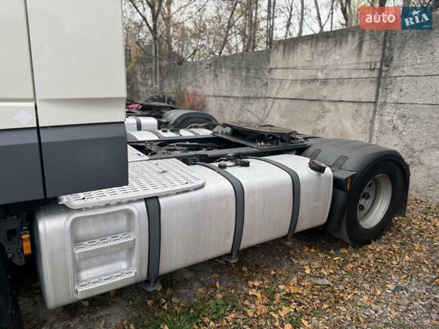 Белый Даф ХФ, объемом двигателя 12.9 л и пробегом 560 тыс. км за 32000 $, фото 35 на Automoto.ua