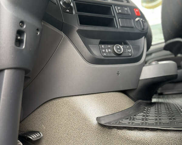 Белый Даф ХФ, объемом двигателя 12.9 л и пробегом 560 тыс. км за 32000 $, фото 29 на Automoto.ua