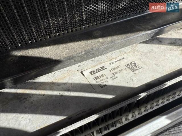 Белый Даф ХФ, объемом двигателя 12.9 л и пробегом 590 тыс. км за 32888 $, фото 19 на Automoto.ua