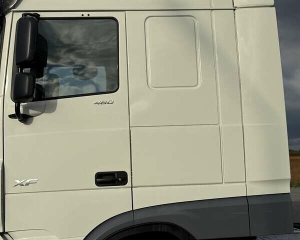 Білий Даф XF, об'ємом двигуна 12.9 л та пробігом 590 тис. км за 34444 $, фото 2 на Automoto.ua