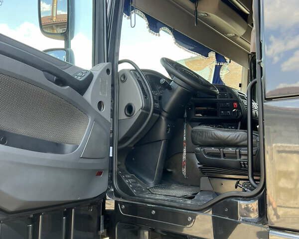 Чорний Даф XF, об'ємом двигуна 12.9 л та пробігом 600 тис. км за 29999 $, фото 13 на Automoto.ua