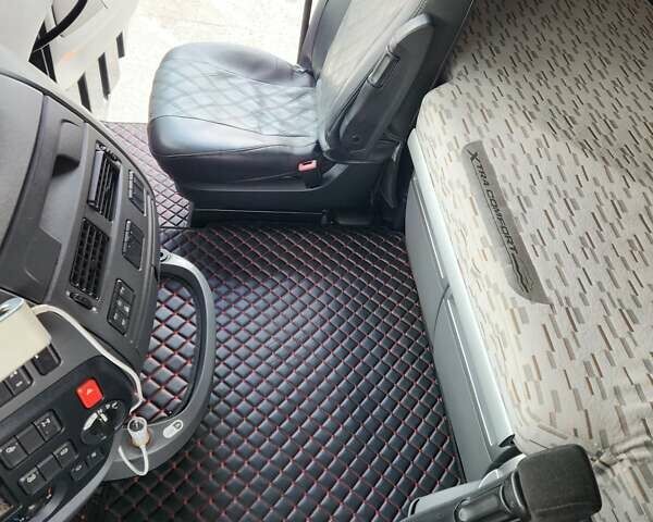 Чорний Даф XF, об'ємом двигуна 12.9 л та пробігом 900 тис. км за 33000 $, фото 11 на Automoto.ua