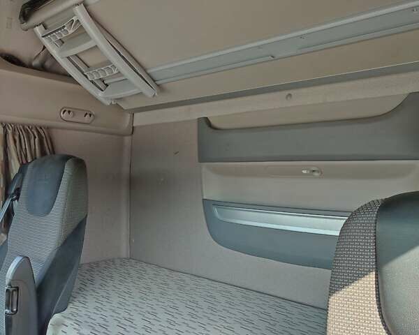 Черный Даф ХФ, объемом двигателя 12.9 л и пробегом 790 тыс. км за 24000 $, фото 9 на Automoto.ua