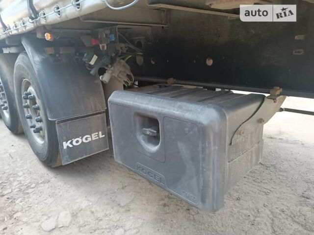 Черный Даф ХФ, объемом двигателя 12.9 л и пробегом 1 тыс. км за 44000 $, фото 6 на Automoto.ua