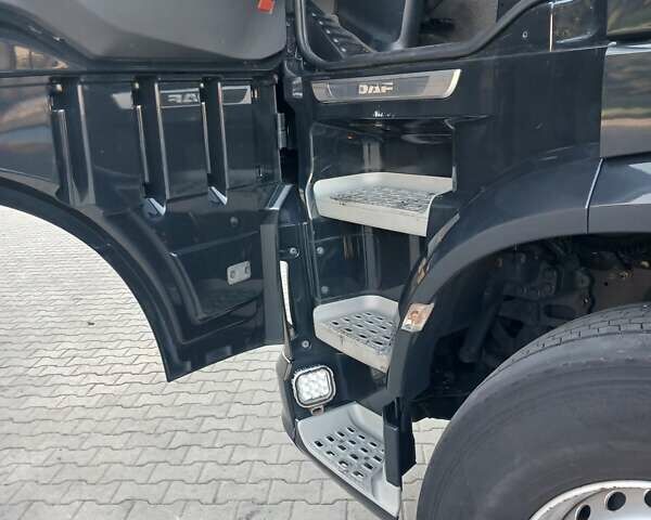 Чорний Даф XF, об'ємом двигуна 12.9 л та пробігом 513 тис. км за 53400 $, фото 6 на Automoto.ua