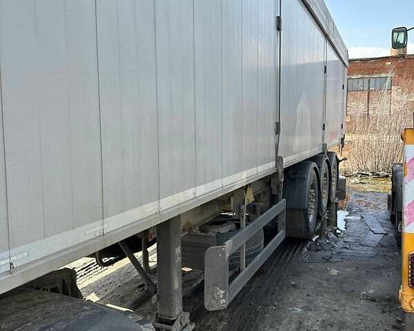 Красный Даф ХФ, объемом двигателя 12.9 л и пробегом 696 тыс. км за 22500 $, фото 7 на Automoto.ua