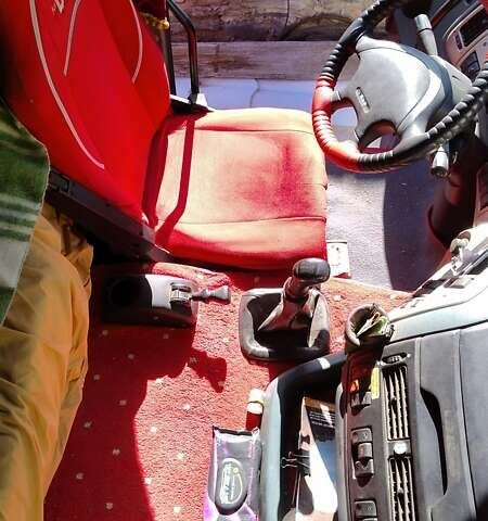 Красный Даф ХФ, объемом двигателя 12.58 л и пробегом 900 тыс. км за 21000 $, фото 9 на Automoto.ua