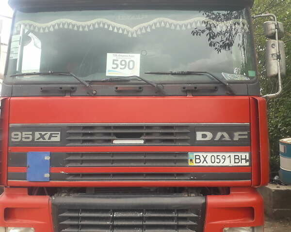 Червоний Даф XF, об'ємом двигуна 12.6 л та пробігом 9 тис. км за 8000 $, фото 2 на Automoto.ua