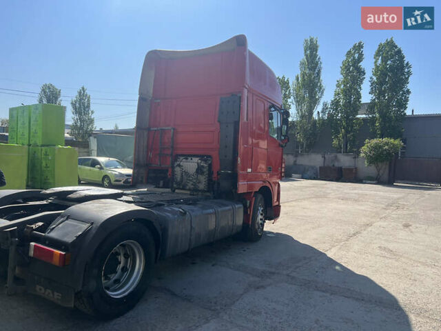 Красный Даф ХФ, объемом двигателя 12.58 л и пробегом 1 тыс. км за 5500 $, фото 1 на Automoto.ua