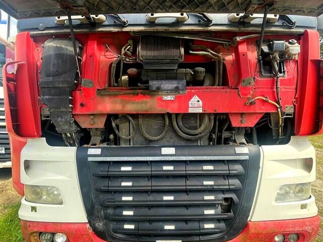 Красный Даф ХФ, объемом двигателя 12.9 л и пробегом 100 тыс. км за 9500 $, фото 11 на Automoto.ua
