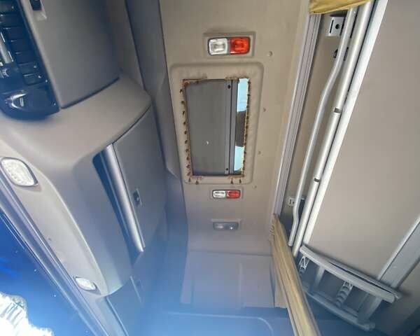 Красный Даф ХФ, объемом двигателя 0 л и пробегом 960 тыс. км за 22000 $, фото 26 на Automoto.ua
