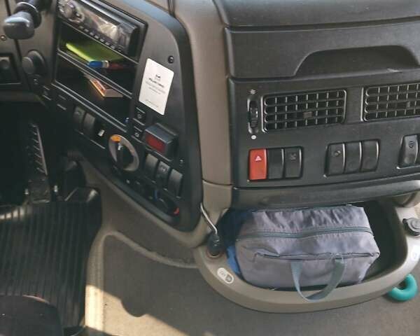 Червоний Даф XF, об'ємом двигуна 0 л та пробігом 710 тис. км за 19900 $, фото 2 на Automoto.ua
