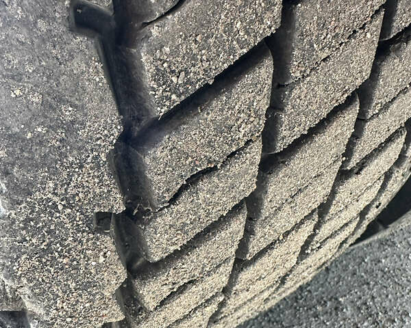 Красный Даф ХФ, объемом двигателя 12.9 л и пробегом 700 тыс. км за 15000 $, фото 7 на Automoto.ua