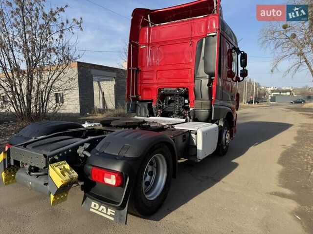 Красный Даф ХФ, объемом двигателя 12.9 л и пробегом 670 тыс. км за 23900 $, фото 10 на Automoto.ua