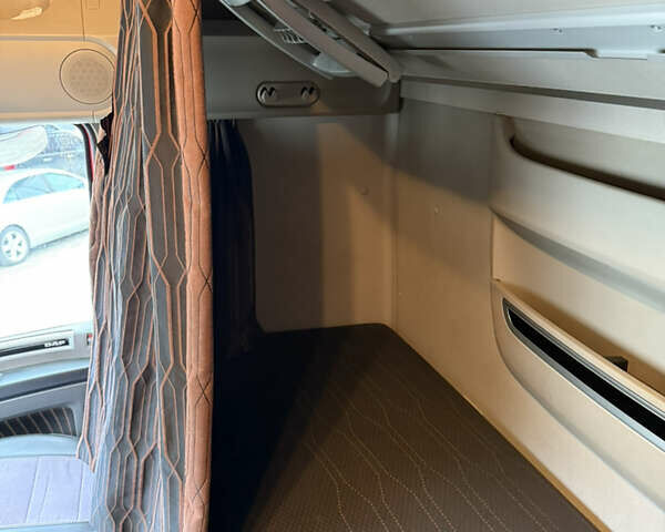 Красный Даф ХФ, объемом двигателя 10 л и пробегом 413 тыс. км за 25694 $, фото 20 на Automoto.ua