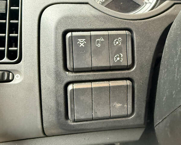 Красный Даф ХФ, объемом двигателя 10 л и пробегом 413 тыс. км за 25694 $, фото 14 на Automoto.ua