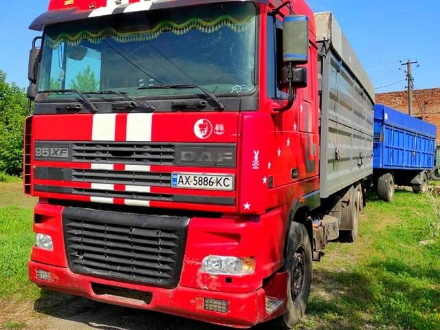 Даф ХФ, объемом двигателя 13 л и пробегом 999 тыс. км за 12000 $, фото 1 на Automoto.ua