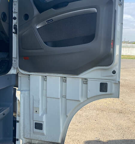 Даф ХФ, объемом двигателя 0 л и пробегом 120 тыс. км за 22000 $, фото 12 на Automoto.ua