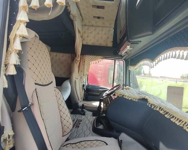 Даф ХФ, объемом двигателя 12.6 л и пробегом 1 тыс. км за 8000 $, фото 13 на Automoto.ua