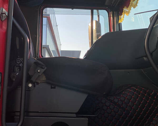 Даф ХФ 2004 в Киеве на Automoto.ua Даф ХФ, объемом двигателя 0 л и пробегом 1000 тыс. км за 8500 $, фото 4 на Automoto.ua