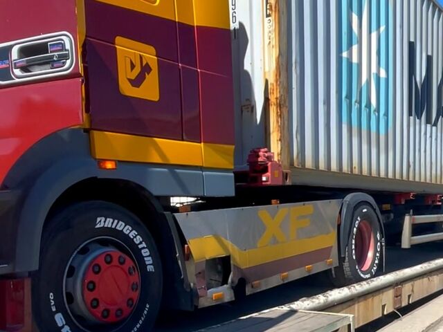 Даф XF, об'ємом двигуна 12 л та пробігом 1000 тис. км за 6999 $, фото 4 на Automoto.ua