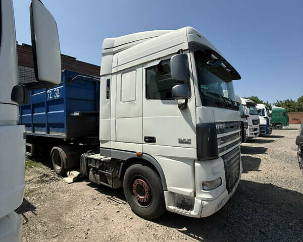 Даф ХФ, объемом двигателя 0 л и пробегом 100 тыс. км за 9900 $, фото 1 на Automoto.ua