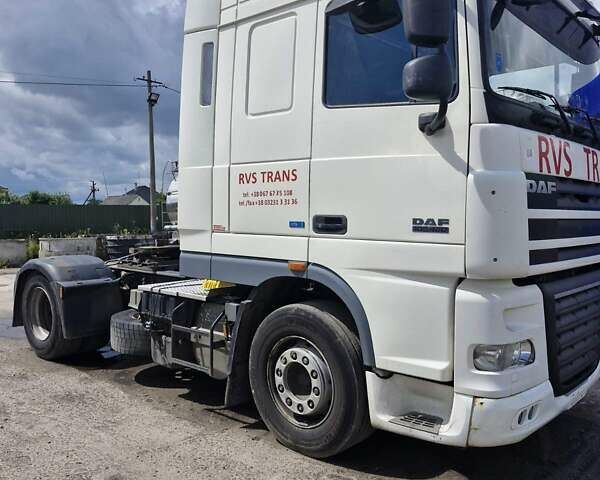 Даф ХФ, объемом двигателя 12.9 л и пробегом 1 тыс. км за 15000 $, фото 4 на Automoto.ua