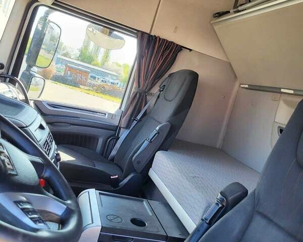 Даф ХФ, объемом двигателя 0 л и пробегом 780 тыс. км за 26573 $, фото 4 на Automoto.ua