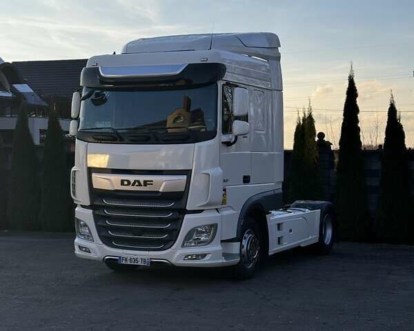 Даф ХФ, объемом двигателя 0 л и пробегом 300 тыс. км за 41116 $, фото 1 на Automoto.ua