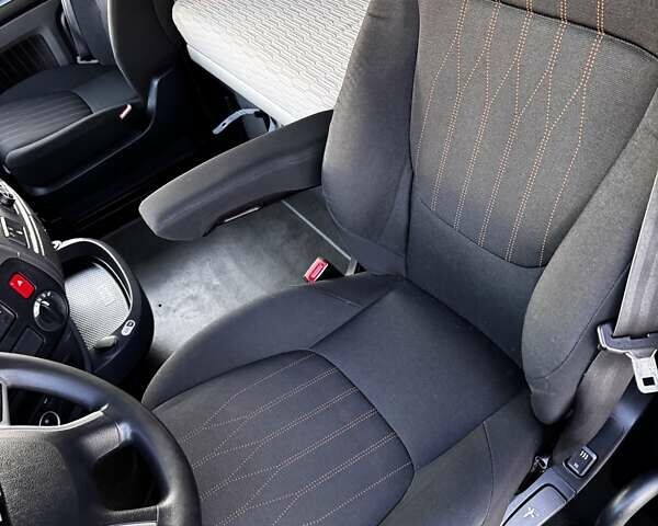 Даф ХФ, объемом двигателя 0 л и пробегом 300 тыс. км за 41116 $, фото 33 на Automoto.ua