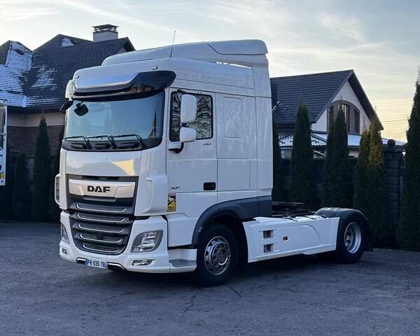 Даф ХФ, объемом двигателя 0 л и пробегом 300 тыс. км за 41116 $, фото 6 на Automoto.ua