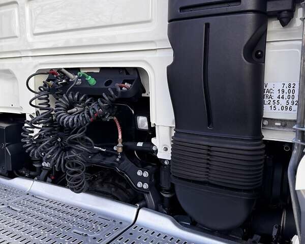 Даф ХФ, объемом двигателя 0 л и пробегом 300 тыс. км за 41116 $, фото 45 на Automoto.ua