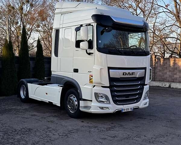 Даф ХФ, объемом двигателя 0 л и пробегом 300 тыс. км за 41116 $, фото 13 на Automoto.ua