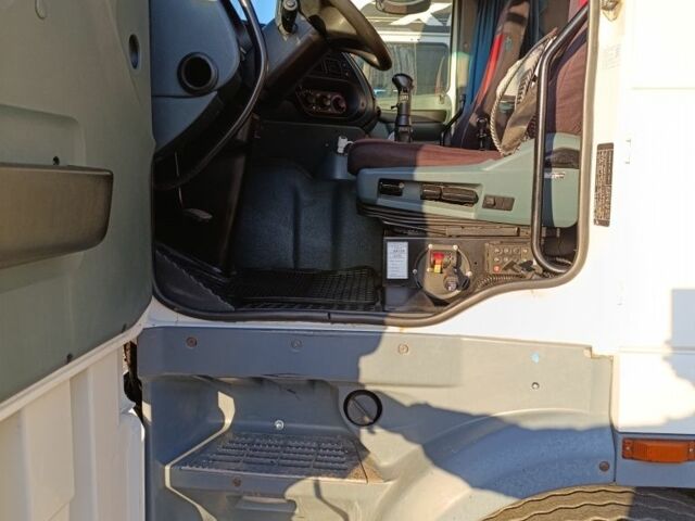 Даф ХФ, объемом двигателя 0 л и пробегом 0 тыс. км за 12000 $, фото 4 на Automoto.ua